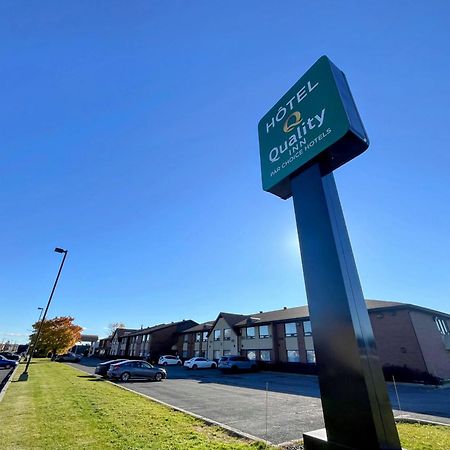 Quality Inn Saint-Jean-Sur-Richelieu Bagian luar foto