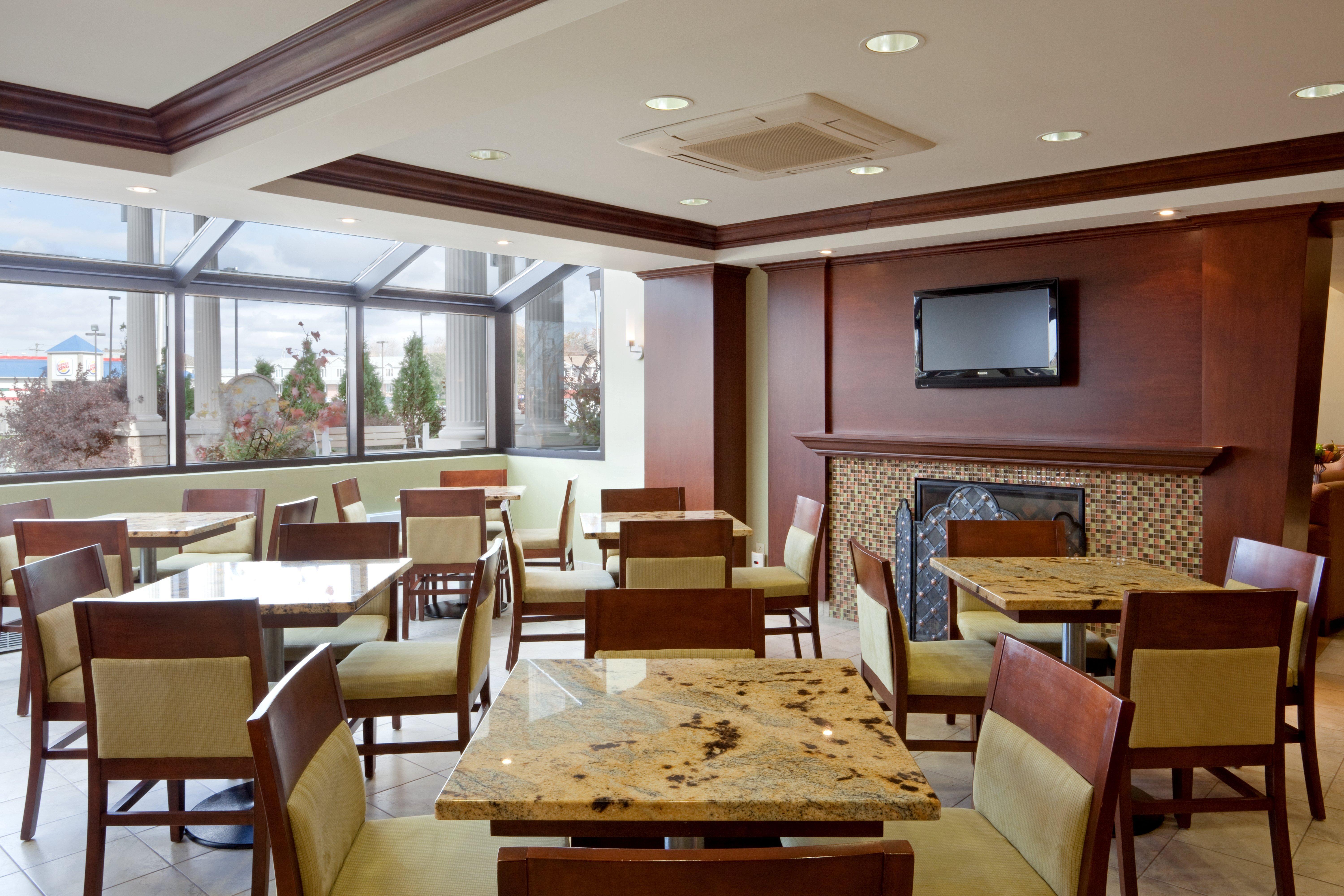 Quality Inn Saint-Jean-Sur-Richelieu Restoran foto