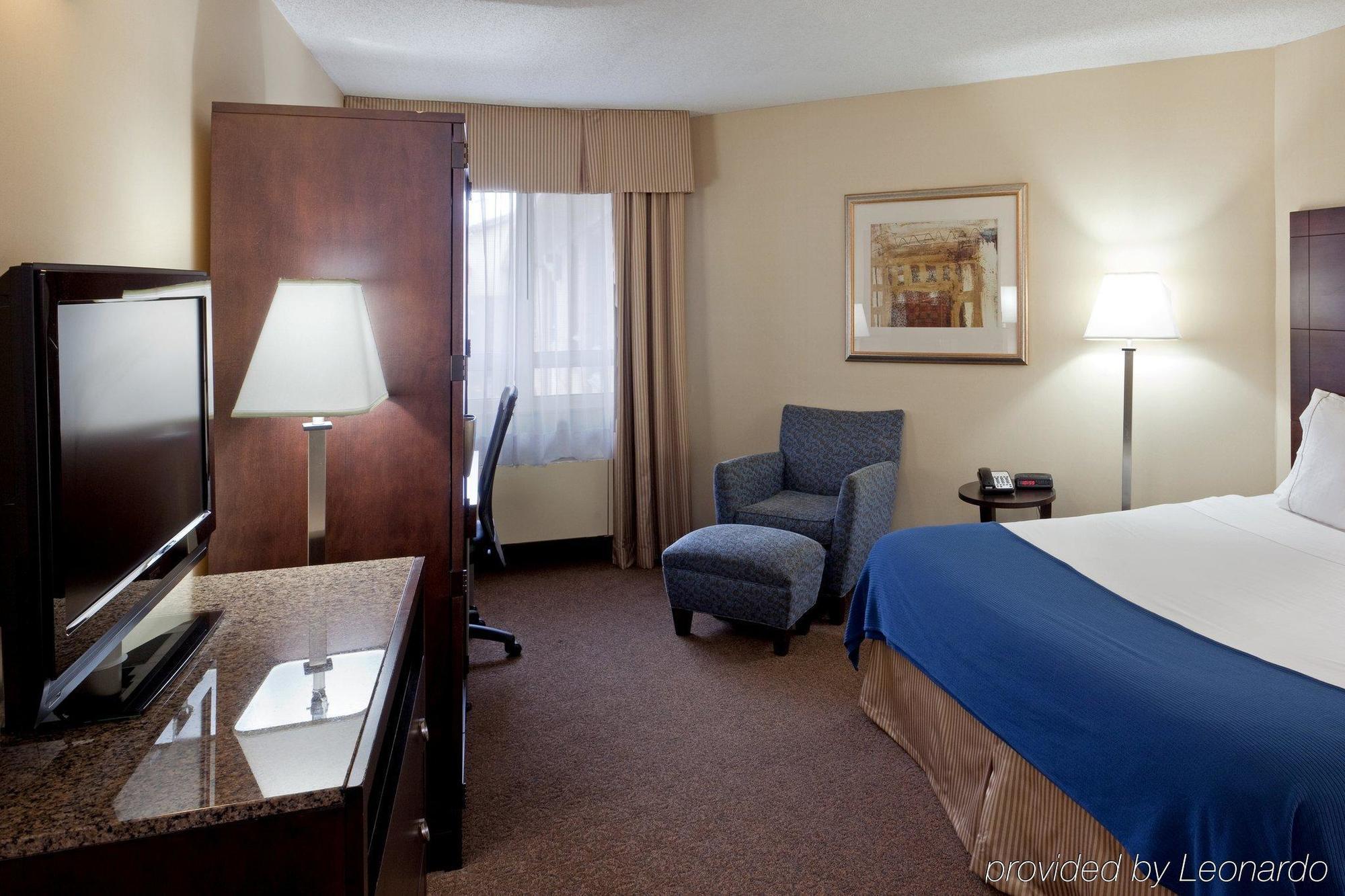 Quality Inn Saint-Jean-Sur-Richelieu Ruang foto