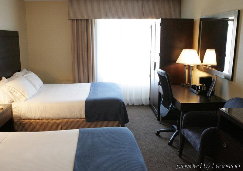 Quality Inn Saint-Jean-Sur-Richelieu Ruang foto